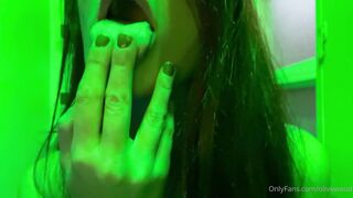 Olivewood (Olive Wood aka OliveWoodMFC) OnlyFans Leaks Red Head Slut is Horny Porn Video 69