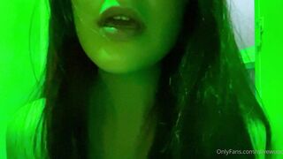 Olivewood (Olive Wood aka OliveWoodMFC) OnlyFans Leaks Red Head Slut is Horny Porn Video 69