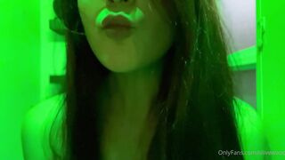 Olivewood (Olive Wood aka OliveWoodMFC) OnlyFans Leaks Red Head Slut is Horny Porn Video 69