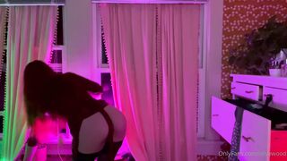 Olivewood (Olive Wood aka OliveWoodMFC) OnlyFans Leaks Red Head Slut is Horny Porn Video 12