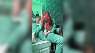 Olivewood (Olive Wood aka OliveWoodMFC) OnlyFans Leaks Red Head Slut is Horny Porn Video 171