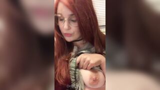 Olivewood (Olive Wood aka OliveWoodMFC) OnlyFans Leaks Red Head Slut is Horny Porn Video 635
