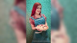 Olivewood (Olive Wood aka OliveWoodMFC) OnlyFans Leaks Red Head Slut is Horny Porn Video 43
