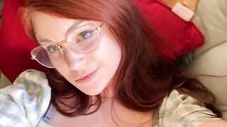 Olivewood (Olive Wood aka OliveWoodMFC) OnlyFans Leaks Red Head Slut is Horny Porn Video 723