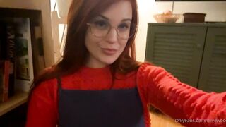 Olivewood (Olive Wood aka OliveWoodMFC) OnlyFans Leaks Red Head Slut is Horny Porn Video 395