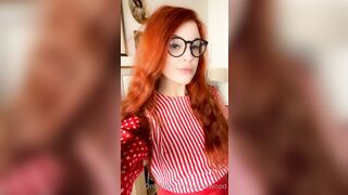 Olivewood (Olive Wood aka OliveWoodMFC) OnlyFans Leaks Red Head Slut is Horny Porn Video 433