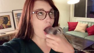 Olivewood (Olive Wood aka OliveWoodMFC) OnlyFans Leaks Red Head Slut is Horny Porn Video 749