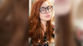 Olivewood (Olive Wood aka OliveWoodMFC) OnlyFans Leaks Red Head Slut is Horny Porn Video 424