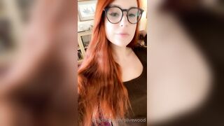 Olivewood (Olive Wood aka OliveWoodMFC) OnlyFans Leaks Red Head Slut is Horny Porn Video 512