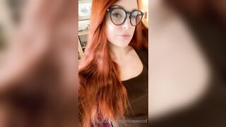 Olivewood (Olive Wood aka OliveWoodMFC) OnlyFans Leaks Red Head Slut is Horny Porn Video 512