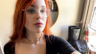 Olivewood (Olive Wood aka OliveWoodMFC) OnlyFans Leaks Red Head Slut is Horny Porn Video 368