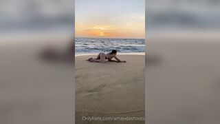 Amandashoots (Amanda aka Shoots amandashoots_) OnlyFans Leaks Candian Gun Bunny Porn Video 42