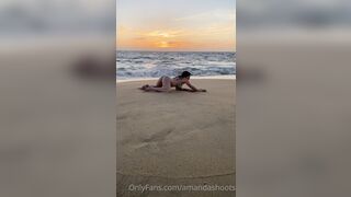 Amandashoots (Amanda aka Shoots amandashoots_) OnlyFans Leaks Candian Gun Bunny Porn Video 42