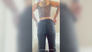 Mamactaa (Mama Cta) onlyFans leaks Black Hair Town MILF Local Sex Worker Porn Video 3