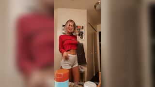 Delareilley (Dela Reilley) OnlyFans Leaks Delaney Glorious Blonde Wants Suga Porn Video 1