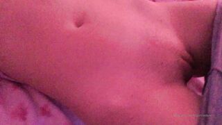 Daphnedare (Daphne Dare aka dafnedare) OnlyFans Leaks itsdaphnedare Obscene Media Specialist Porn 123