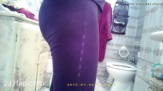 _College Shower Voyeur - 2 Friends in bathroom Leaked Amateur Nude Girl Porn Video 4