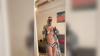 Danifae (Dani Fae aka itsdanifae) OnlyFans Leaks daniandsebastian danifae2.0 Blondie Porn 205