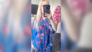 Zaraxyazmin (Zara Yazmin aka zaraxyaz) OnlyFans Leaks 19 years old Sexy Blondie Porn Video 97