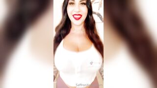 Saffronxxrose (Saffron Rose aka Saff aka SaffronXRose) OnlyFans Leaks saff.if.ya.nasty Boob Magic 121