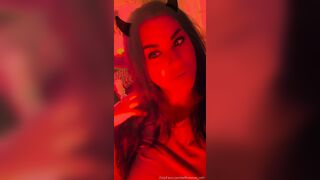 Saffronxxrose (Saffron Rose aka Saff aka SaffronXRose) OnlyFans Leaks saff.if.ya.nasty Boob Magic 48