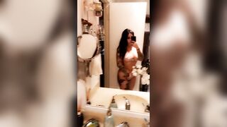 Saffronxxrose (Saffron Rose aka Saff aka SaffronXRose) OnlyFans Leaks saff.if.ya.nasty Boob Magic 45