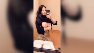 Saffronxxrose (Saffron Rose aka Saff aka SaffronXRose) OnlyFans Leaks saff.if.ya.nasty Boob Magic 566