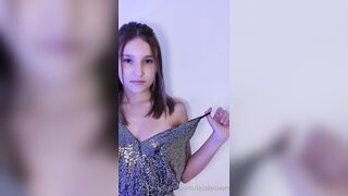 Leiabrown (Leiabrownfree aka lora_richfree aka Lorarich18) OnlyFans Leaks Lora Rich Brunette Sexy Girl Porn Video 3