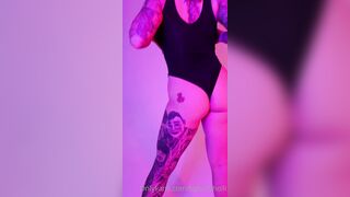 Tigbittyholli2.0 (TigBittyHolli VIP aka TigBittyHolli FREE) OnlyFans Leaks itshollicurtis hollicurtiss Tattoo Girl Porn 473