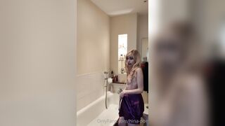 Hina-poe (Hina Poe aka Hinapoe) OnlyFans Leaks Half European Half Asian Petite Kinky Girl Porn Video 2