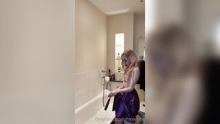 Hina-poe (Hina Poe aka Hinapoe) OnlyFans Leaks Half European Half Asian Petite Kinky Girl Porn Video 2