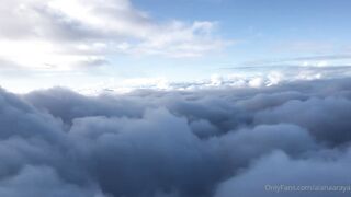 Alanaaraya (Alana Araya aka alanaallovertheplace) OnlyFans Leaks Average Girl Next Door Getting Naughty Porn Video 8