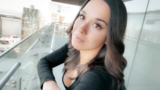 Alanaaraya (Alana Araya aka alanaallovertheplace) OnlyFans Leaks Average Girl Next Door Getting Naughty Porn Video 18