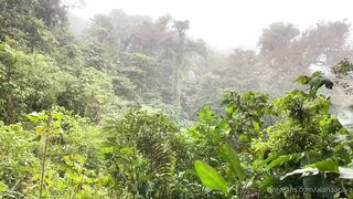 Alanaaraya (Alana Araya aka alanaallovertheplace) OnlyFans Leaks Average Girl Next Door Getting Naughty Porn Video 12