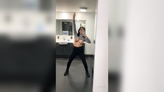 Heyitsapril (April O Neil aka heyitsapriloneil) OnlyFans Leaks iloveapriloneil Busty Slut Porn Video 64