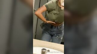 Heyitsapril (April O Neil aka heyitsapriloneil) OnlyFans Leaks iloveapriloneil Busty Slut Porn Video 99