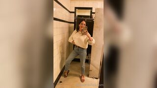 Heyitsapril (April O Neil aka heyitsapriloneil) OnlyFans Leaks iloveapriloneil Busty Slut Porn Video 12