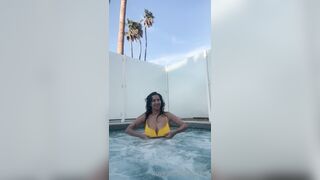 Heyitsapril (April O Neil aka heyitsapriloneil) OnlyFans Leaks iloveapriloneil Puffy Whore Porn Video70