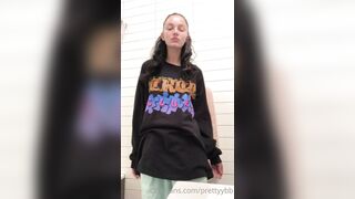 Prettyybb (Rylrat aka Ryl Rat) OnlyFans Leaks Slim Fit Next Door Girlfriend Gone Bad Porn Video 11