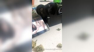 Lucelu (mynamesluce aka doingthemostluce aka tslucesworld) OnlyFans Leaks Electric Chick Porn Video 70