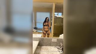 Lucelu (mynamesluce aka doingthemostluce aka tslucesworld) OnlyFans Leaks Electric Chick Porn Video 135