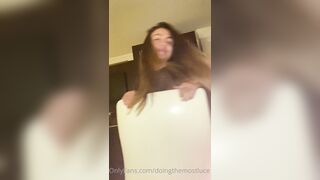 Lucelu (mynamesluce aka doingthemostluce aka tslucesworld) OnlyFans Leaks Electric Chick Porn Video 213